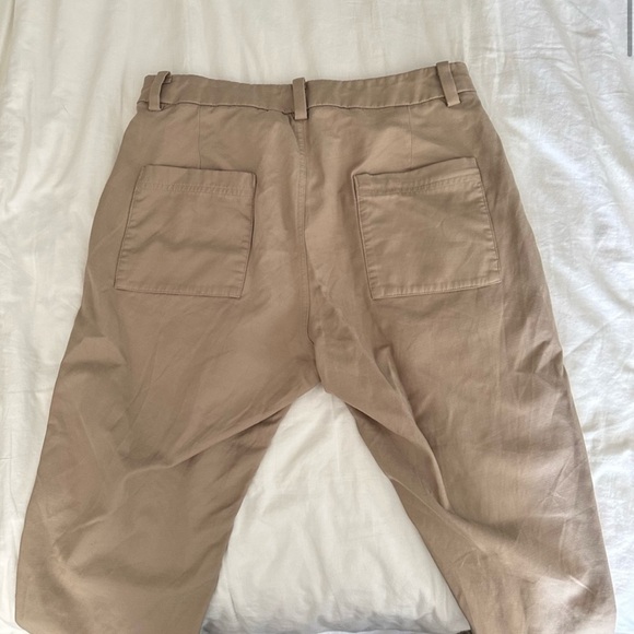 Men’s lululemon khaki joggers - Picture 4 of 9